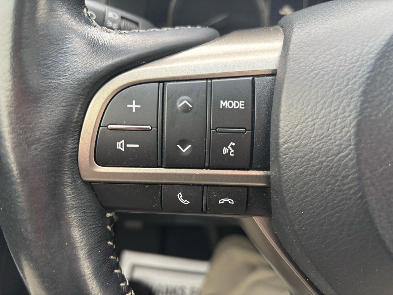 Used 2017 Lexus ES 300h image 17