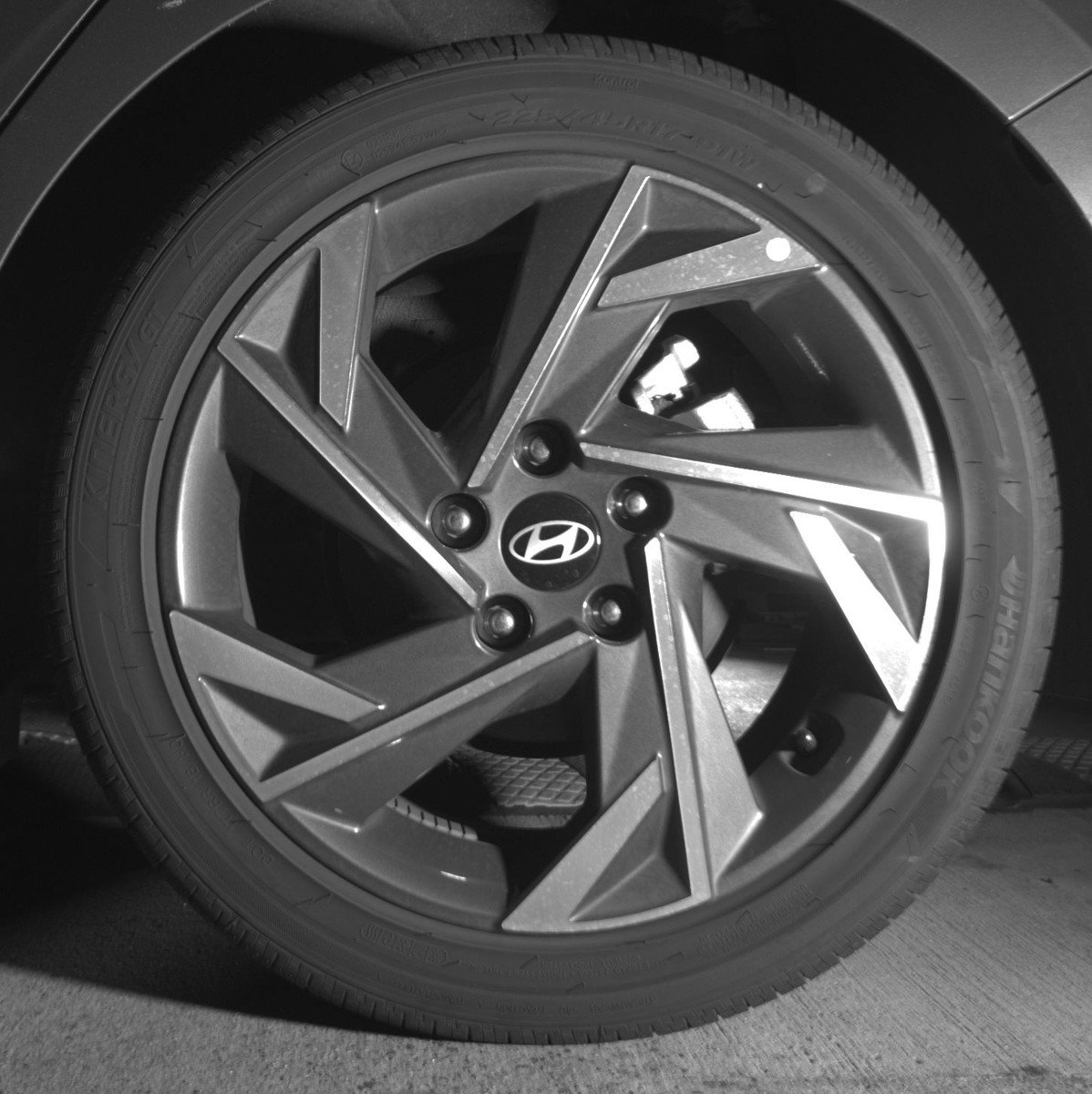 Used 2025 Hyundai Elantra SEL FWD image 14