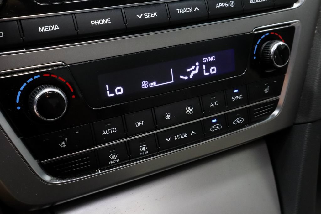 Used 2017 Hyundai Sonata Limited FWD image 32