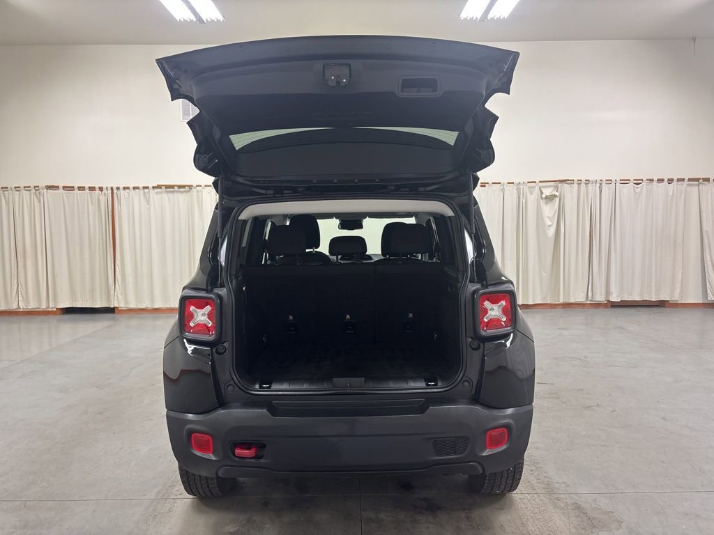 Used 2023 Jeep Renegade Trailhawk w/ Sun/Sound Group image 25