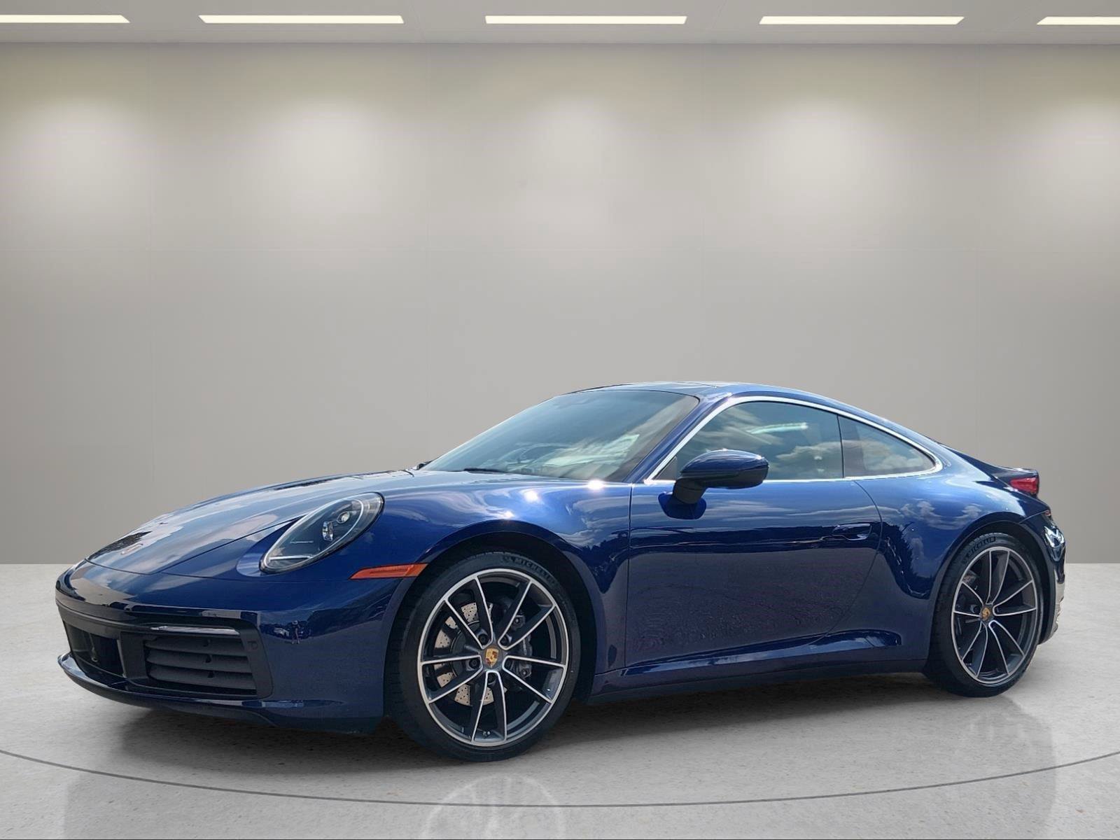 Used 2020 Porsche 911 Carrera RWD image 1