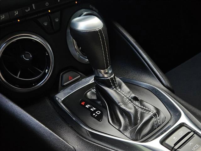 Used 2021 Chevrolet Camaro LT image 17