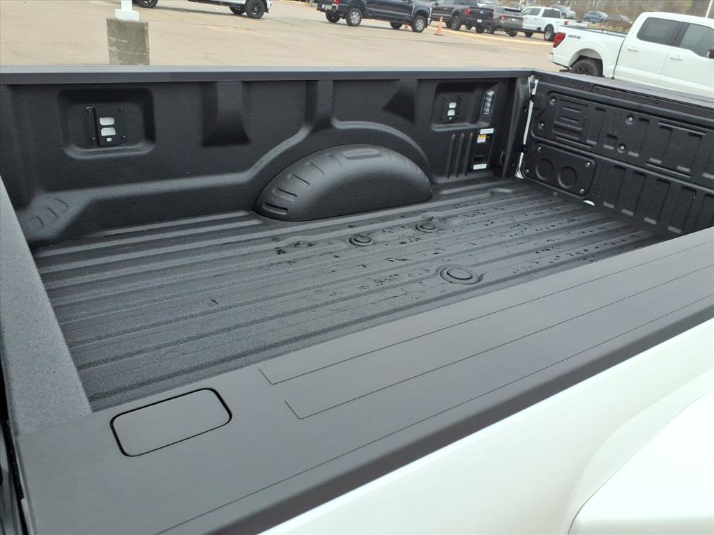 New 2026 Ford F450 Platinum w/ Platinum Plus Package image 22