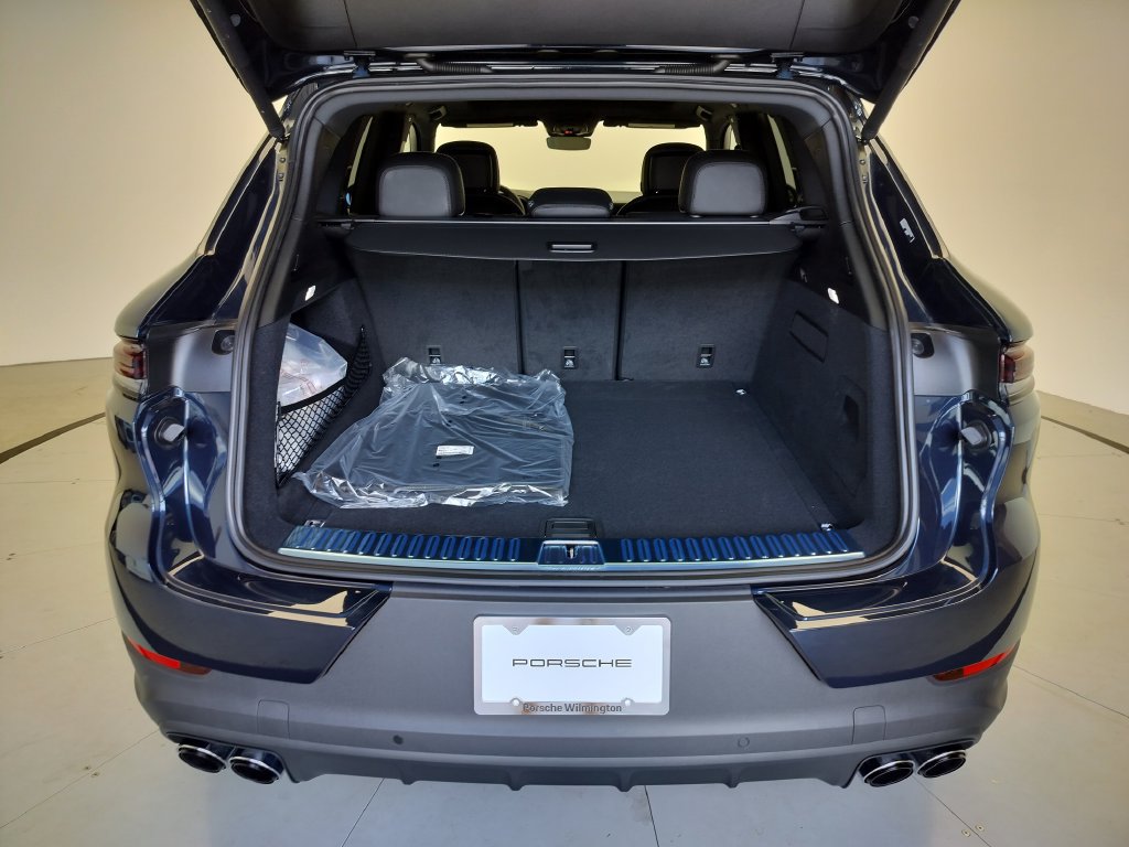 New 2026 Porsche Cayenne S AWD/4WD image 25