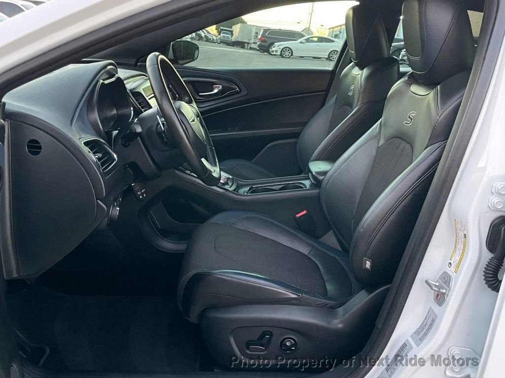 Used 2016 Chrysler 200 S w/ Comfort Group image 7