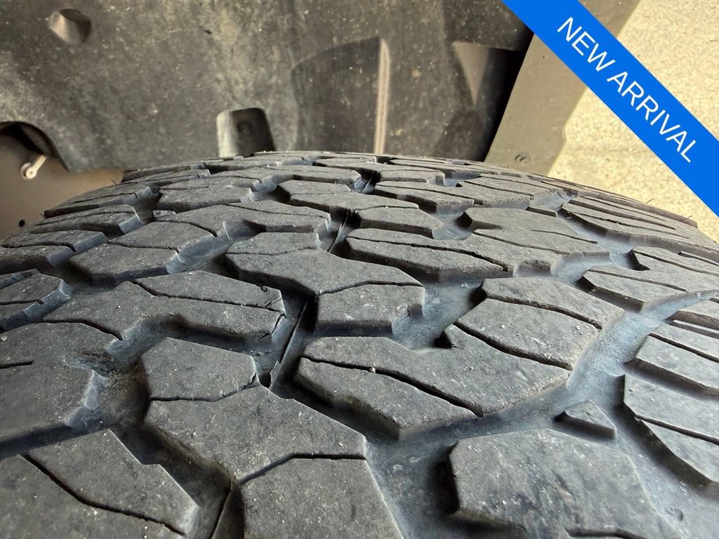 Used 2018 Ford F150 Raptor w/ Equipment Group 802A Luxury AWD/4WD image 9