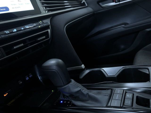 Used 2025 Toyota Camry LE image 22