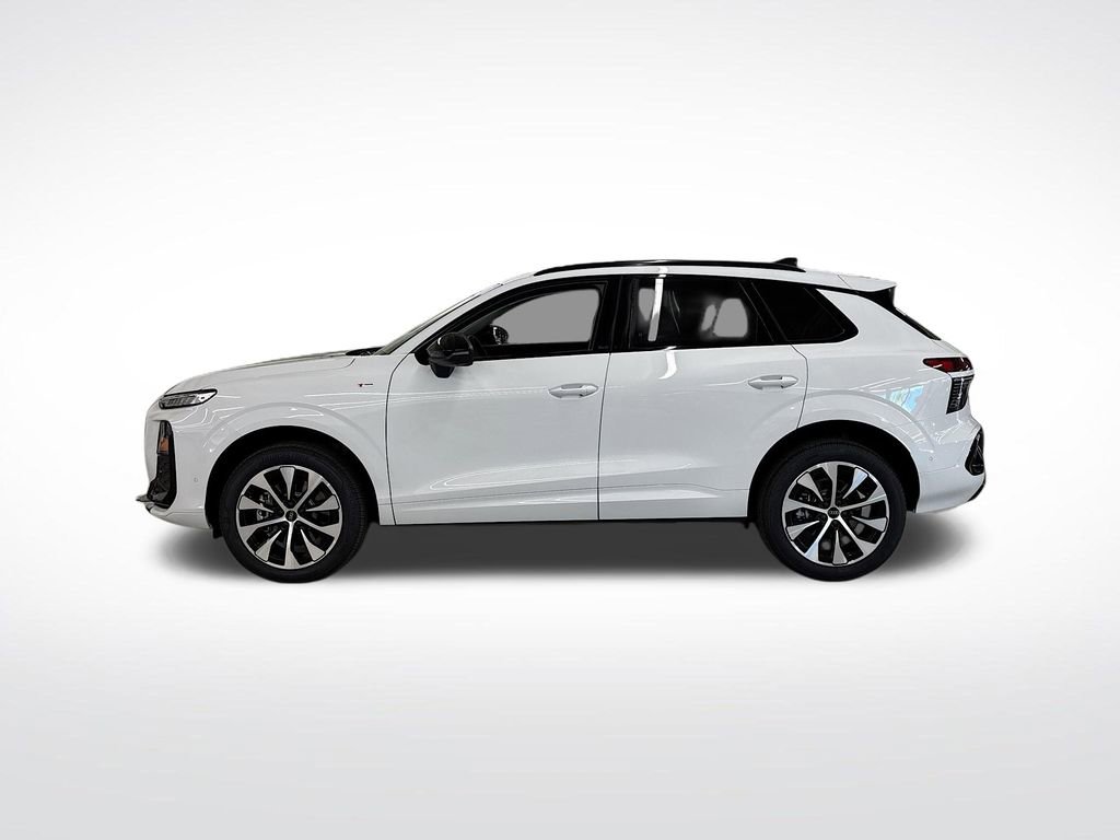 New 2026 Audi Q3 quattro 2.0T AWD/4WD image 2
