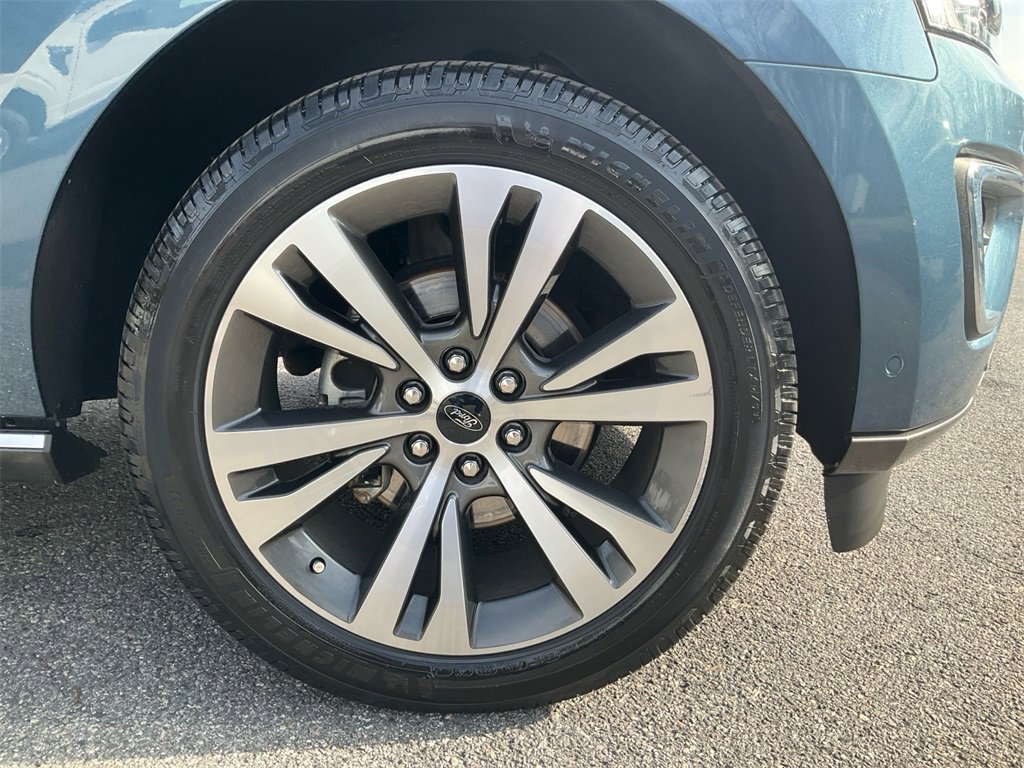 Used 2020 Ford Expedition Limited w/ Equipment Group 302A image 10