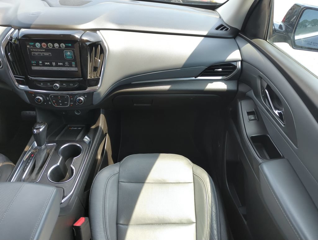 Used 2019 Chevrolet Traverse Premier w/ Driver Confidence II Package FWD image 16