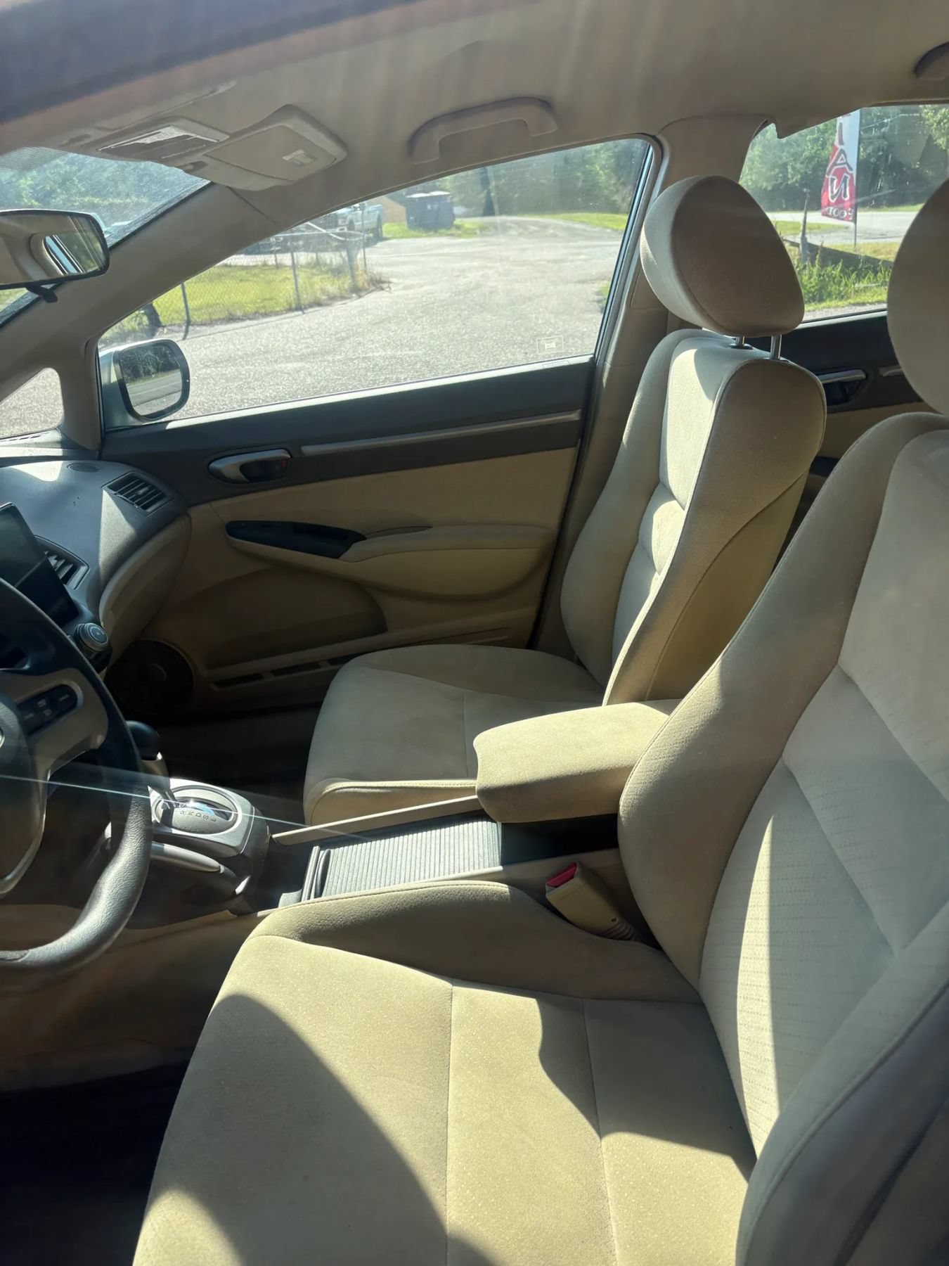 Used 2006 Honda Civic Hybrid Sedan image 9