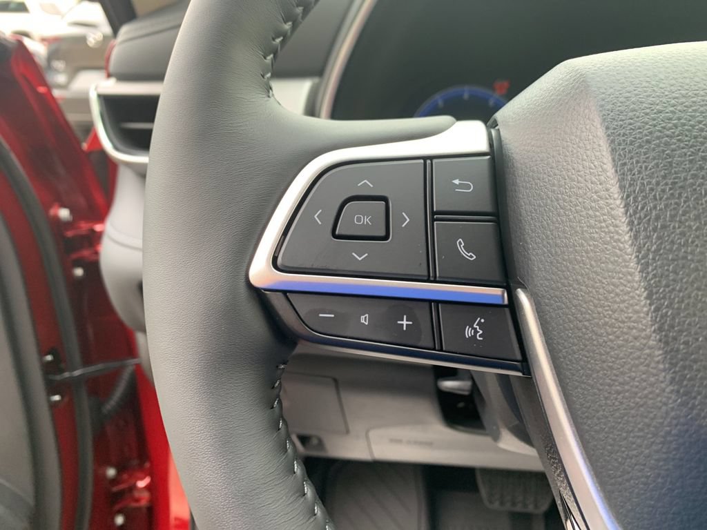 New 2026 Toyota Highlander Platinum AWD/4WD image 25