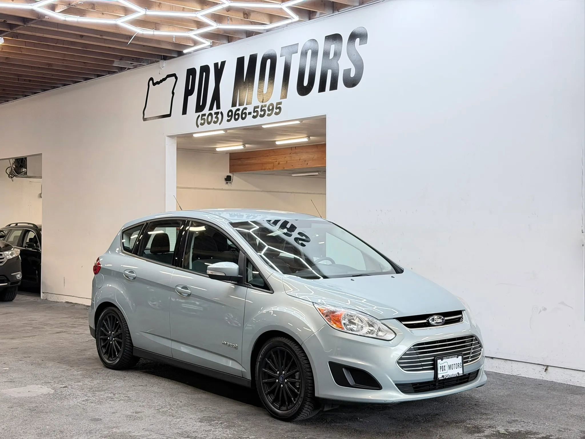 Used 2013 Ford C-MAX SE w/ Winter Pkg FWD image 1
