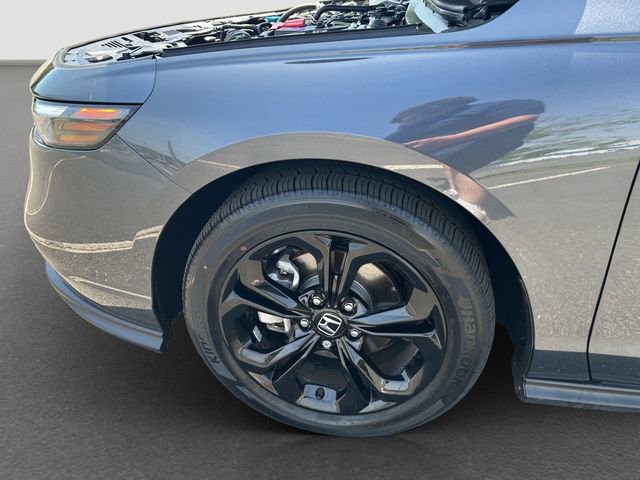 Used 2025 Honda Accord SE image 21