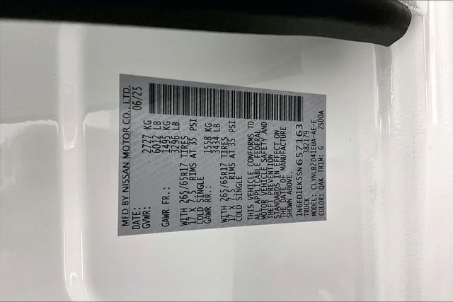 New 2025 Nissan Frontier SV image 37