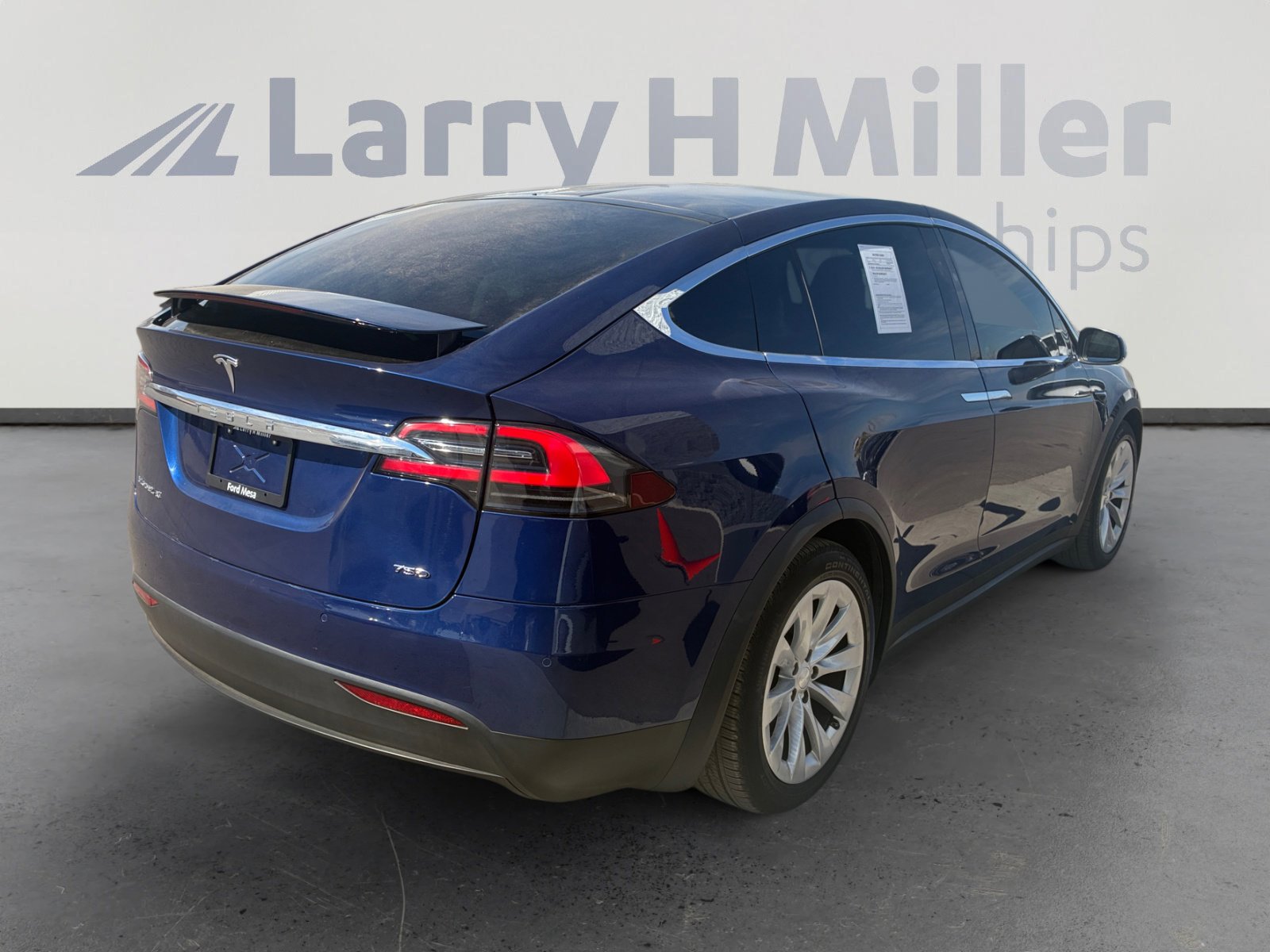 Used 2018 Tesla Model X 75D image 5