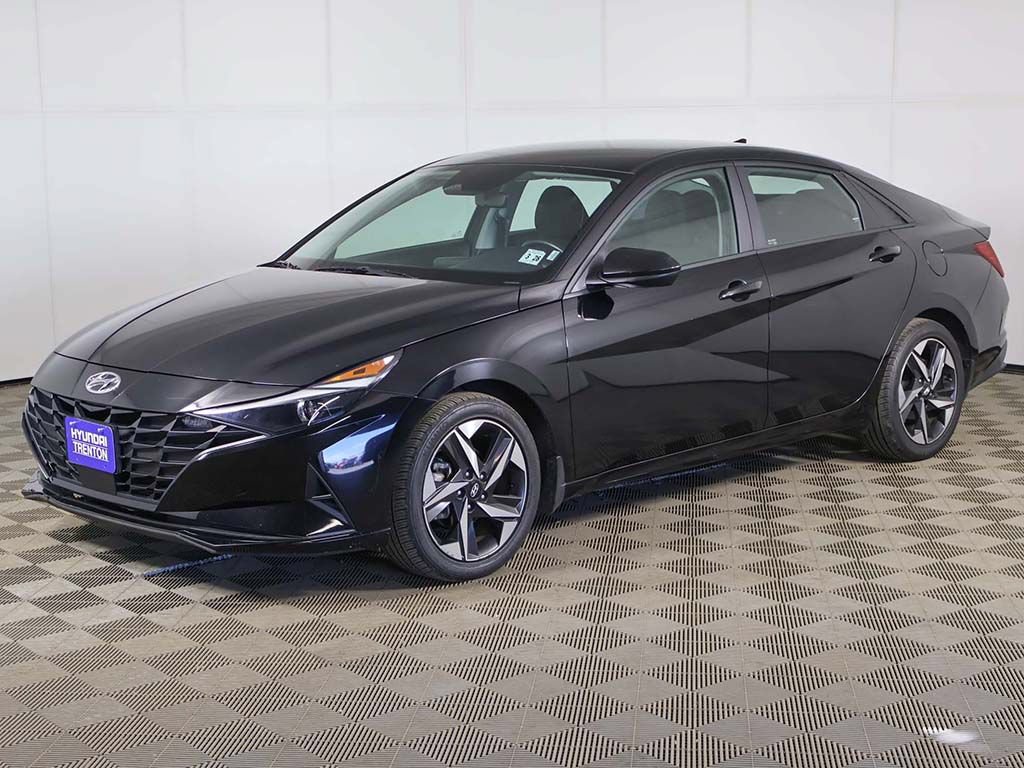Certified 2023 Hyundai Elantra SEL w/ Convenience Package FWD image 7