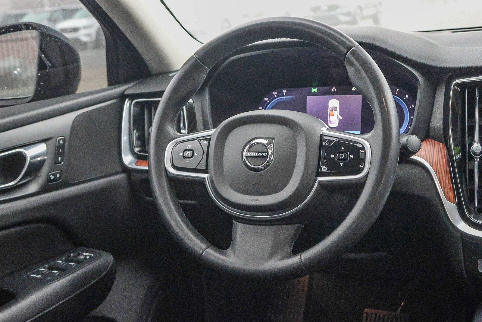 Used 2023 Volvo S60 B5 Plus w/ Protection Package Premier image 26