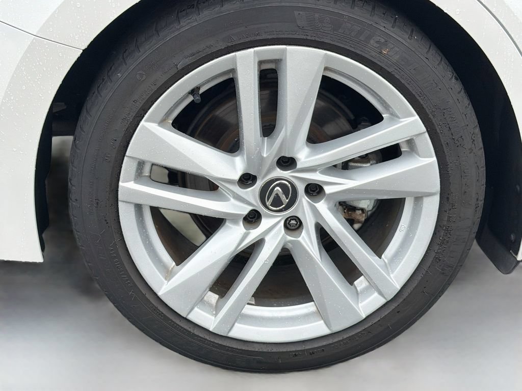 Used 2024 Lexus IS 300 w/ Comfort Package RWD image 10