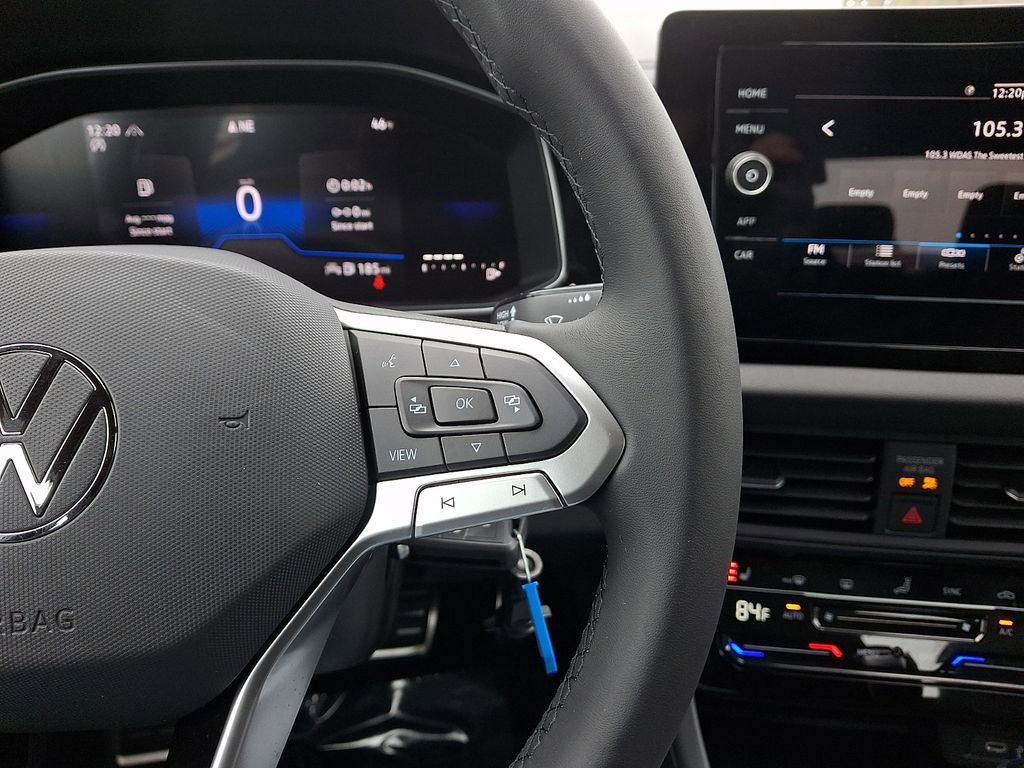 Certified 2025 Volkswagen Jetta Sport image 21