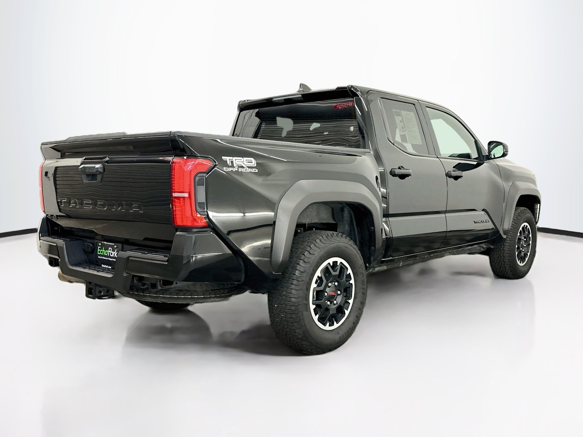 Used 2025 Toyota Tacoma TRD Off-Road AWD/4WD image 9