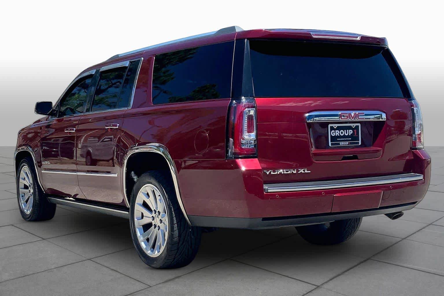 Used 2016 GMC Yukon XL Denali w/ Open Road Package AWD/4WD image 12