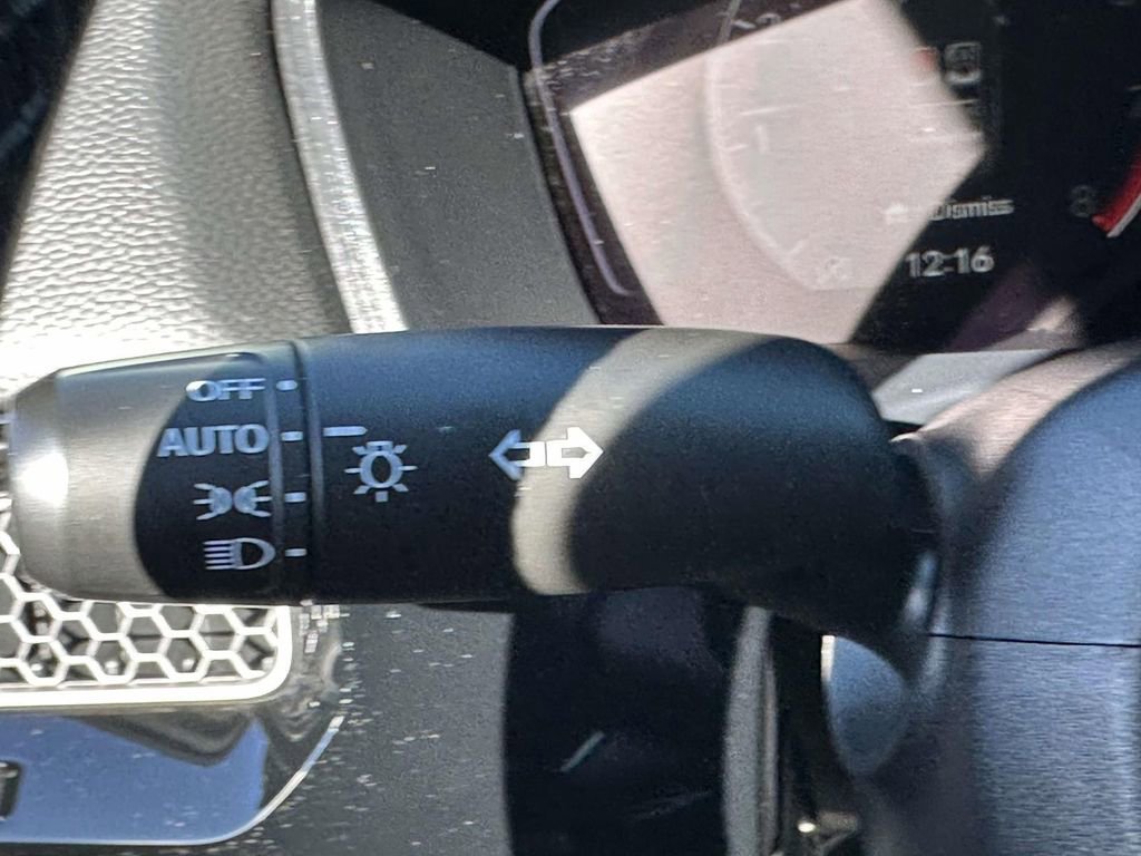 Used 2023 Honda Civic Sport image 31