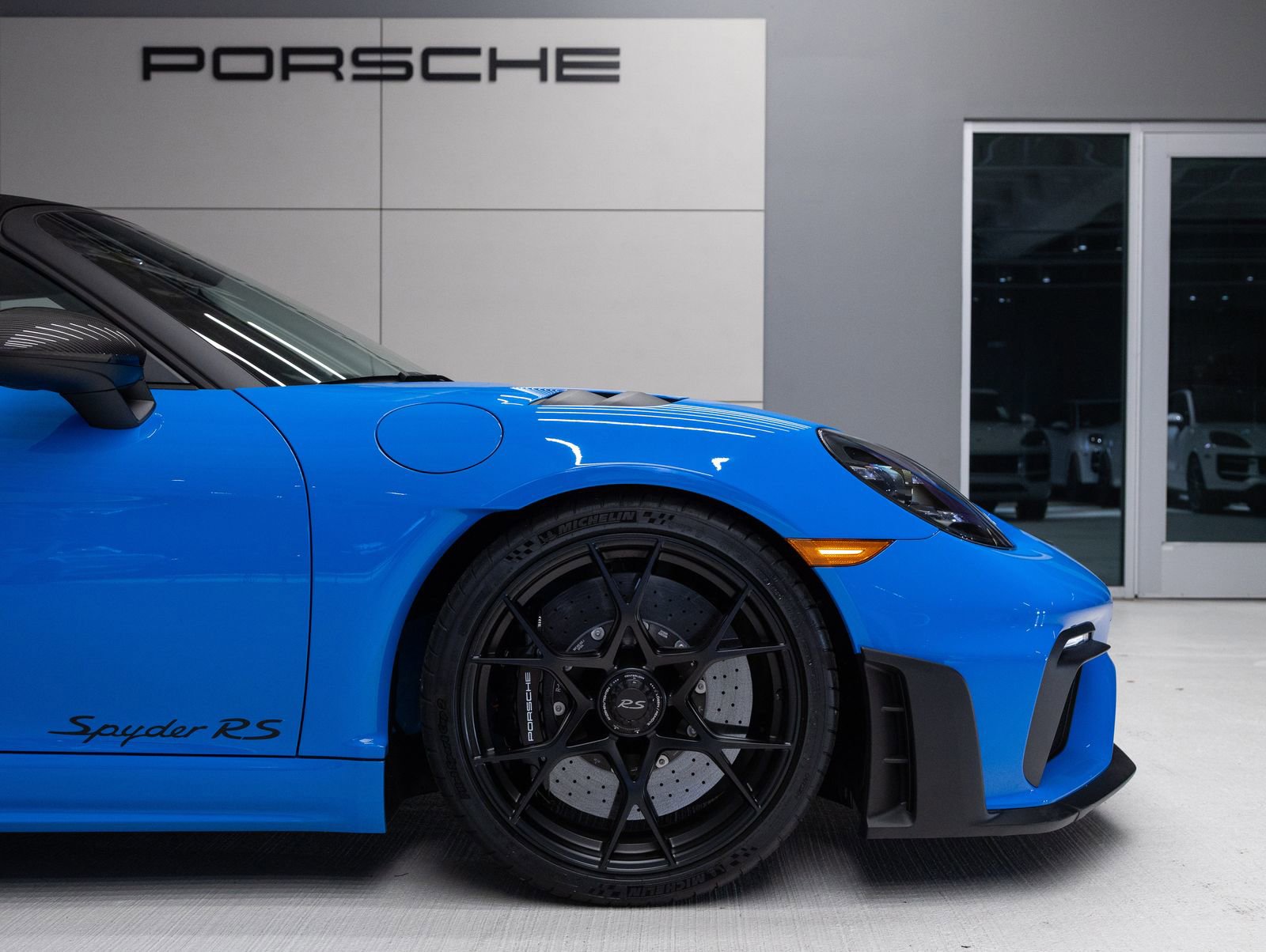 Certified 2025 Porsche 718 Boxster Spyder RS RWD image 11