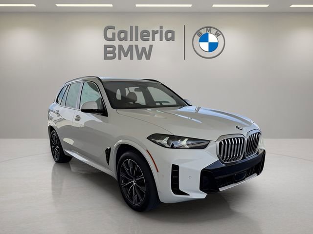 Used 2024 BMW X5 xDrive40i w/ M Sport Package AWD/4WD image 4