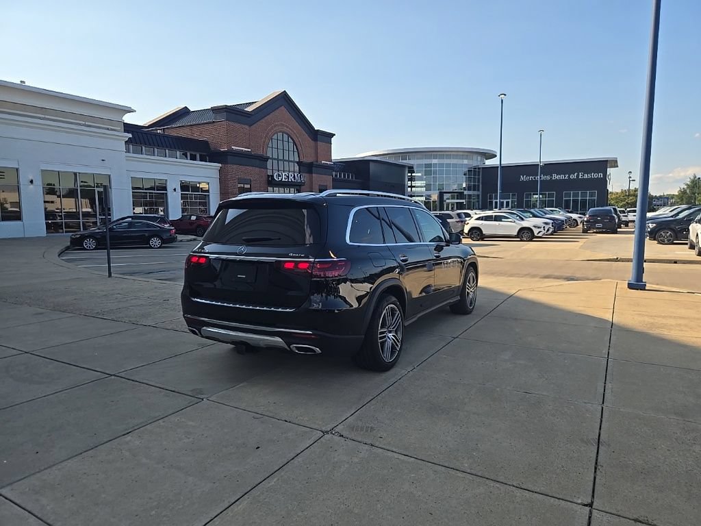 Used 2024 Mercedes-Benz GLS 450 4MATIC image 6