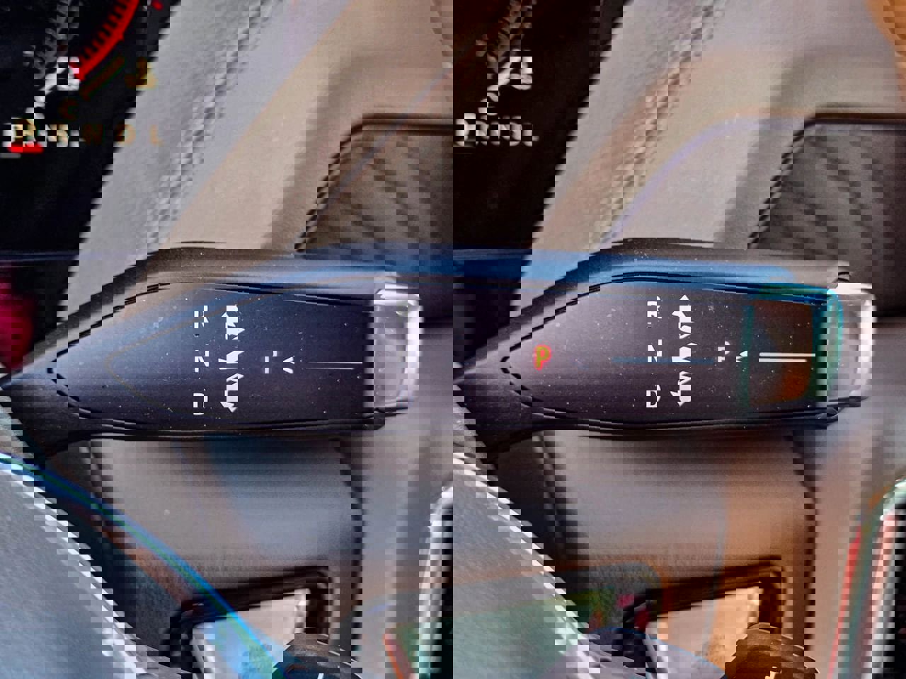 Certified 2025 GMC Yukon Denali image 26