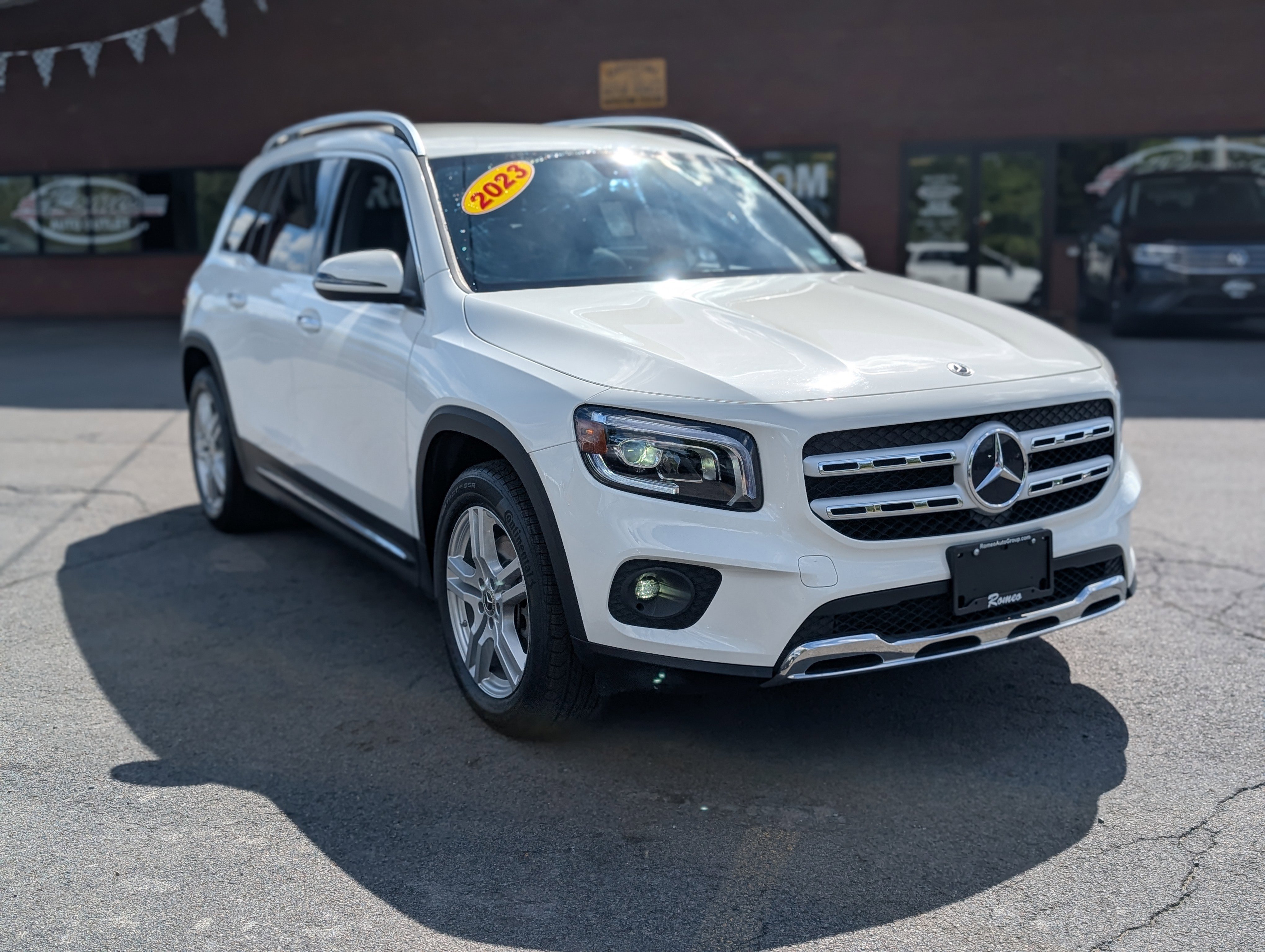 Used 2023 Mercedes-Benz GLB 250 4MATIC image 13