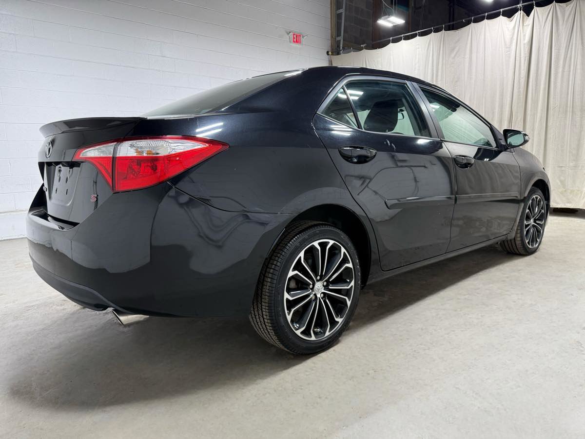 Used 2015 Toyota Corolla S image 4