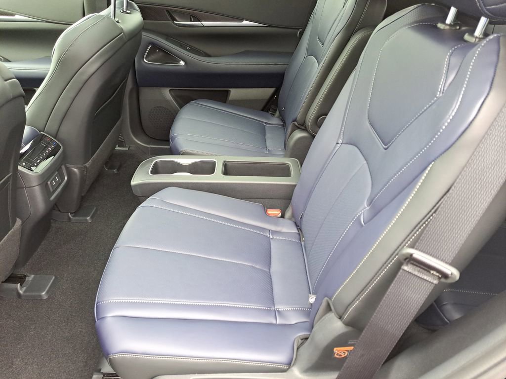 New 2026 INFINITI QX60 Sport w/ Dark Cargo Package image 17