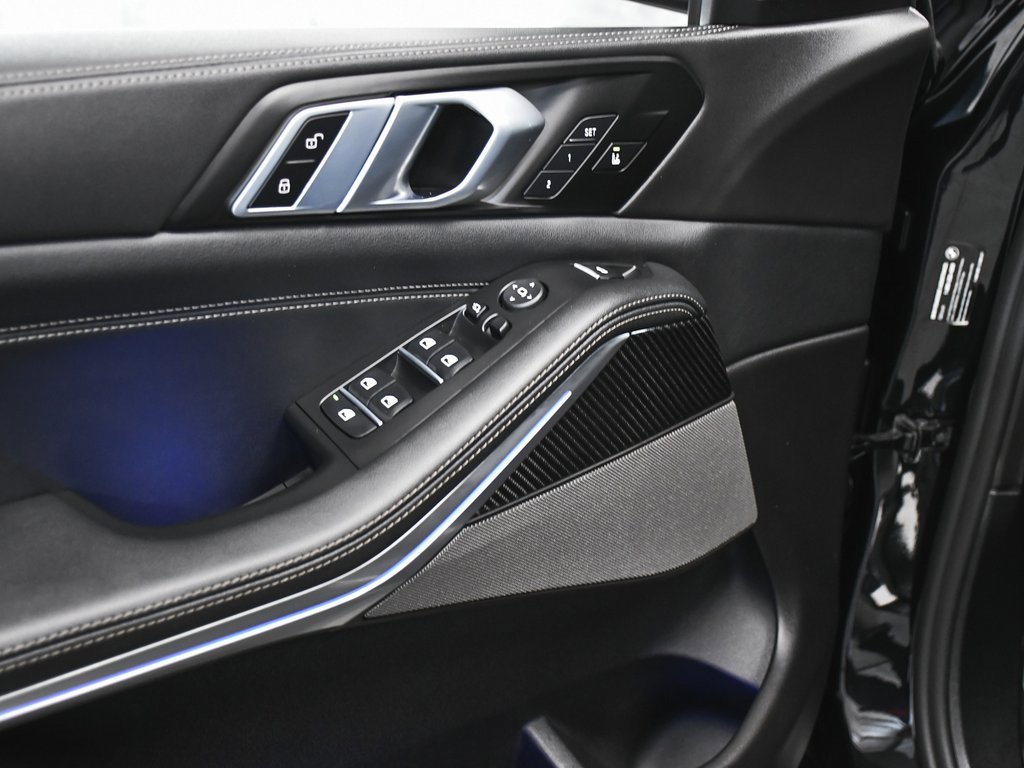 Used 2026 BMW X5 M60i image 10