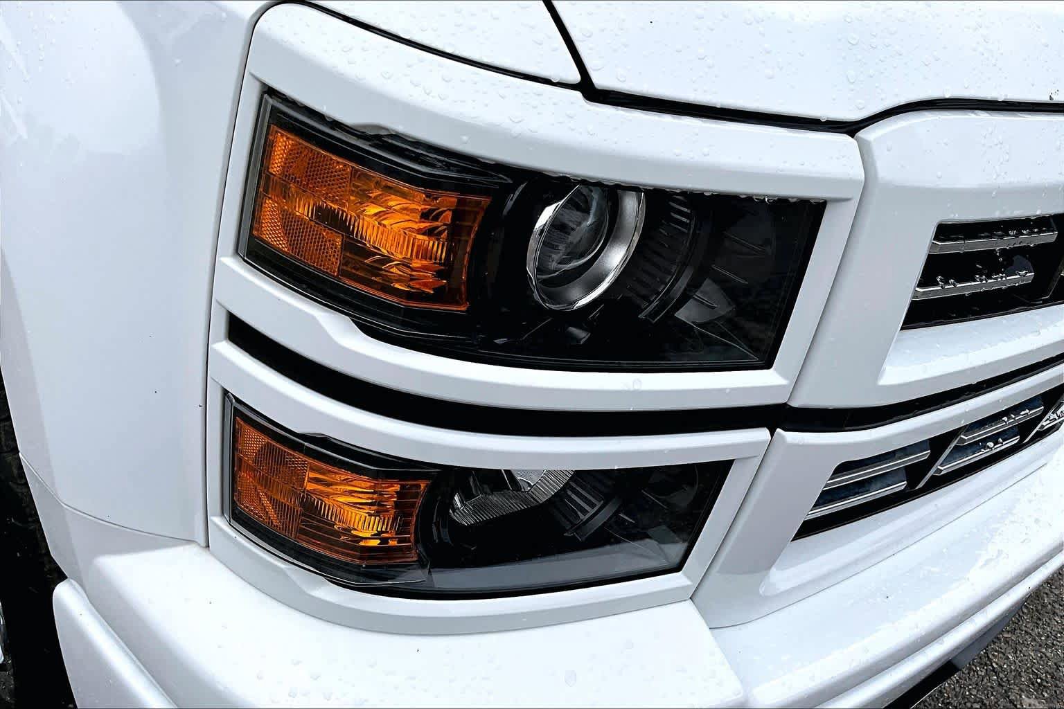 Used 2015 Chevrolet Silverado 1500 LT w/ Custom Sport Edition image 27