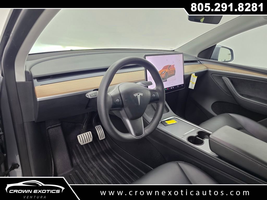 Used 2024 Tesla Model Y Performance image 26