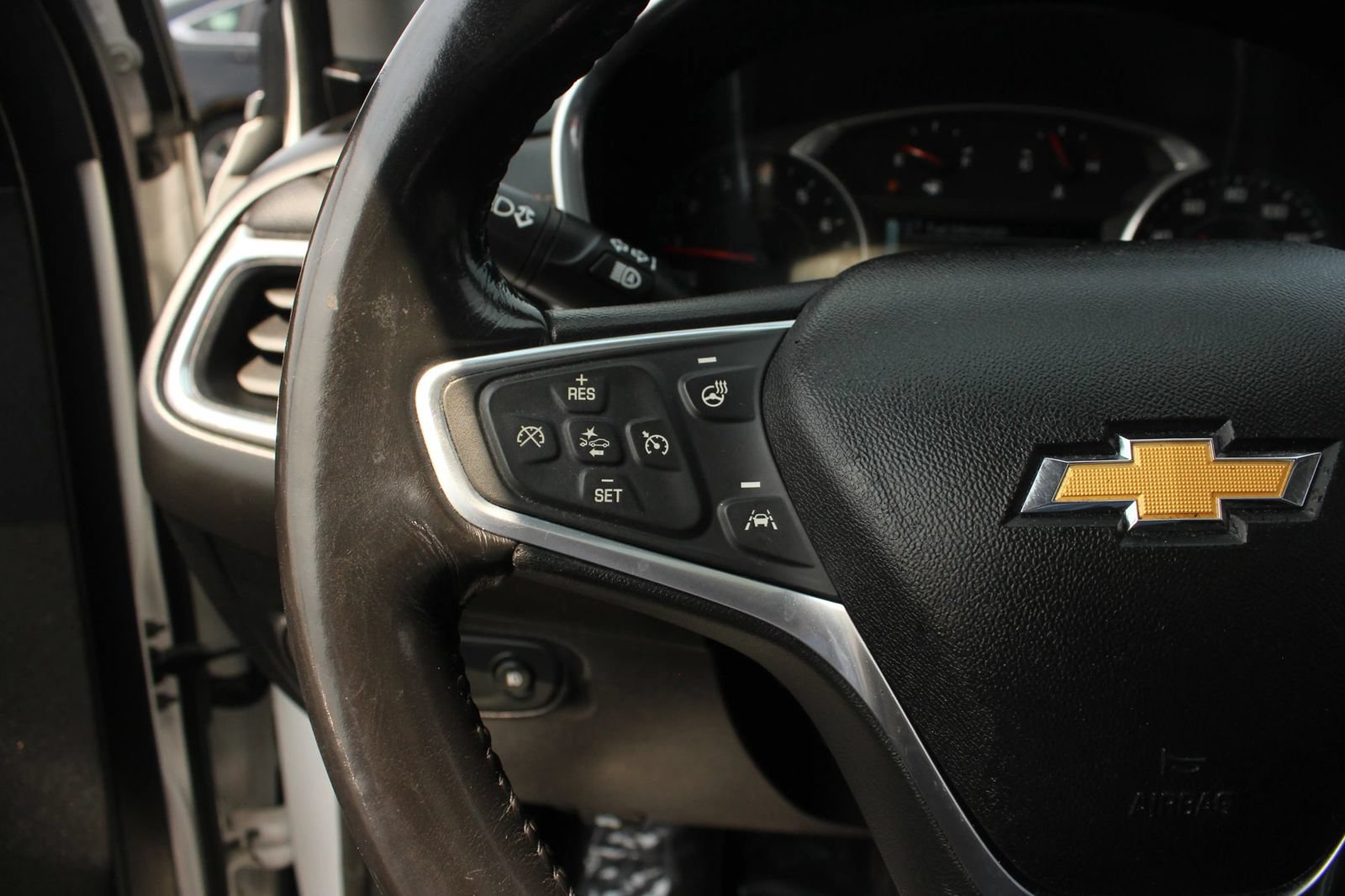 Used 2018 Chevrolet Equinox Premier AWD/4WD image 28