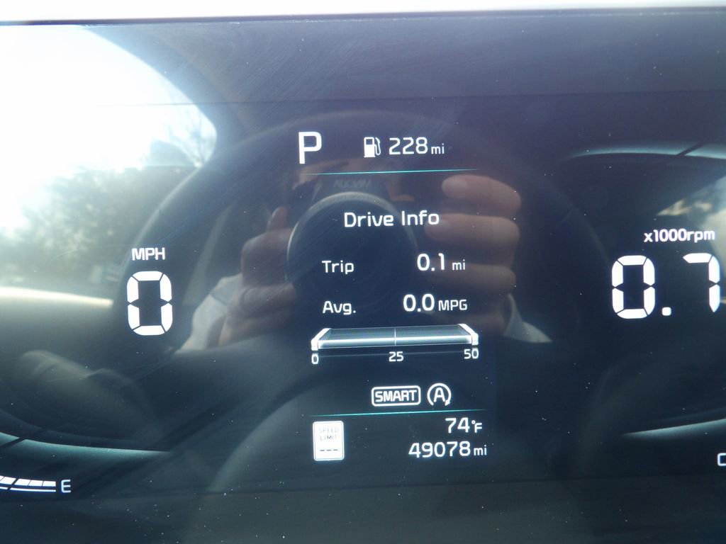 Used 2023 Kia Sportage EX image 17