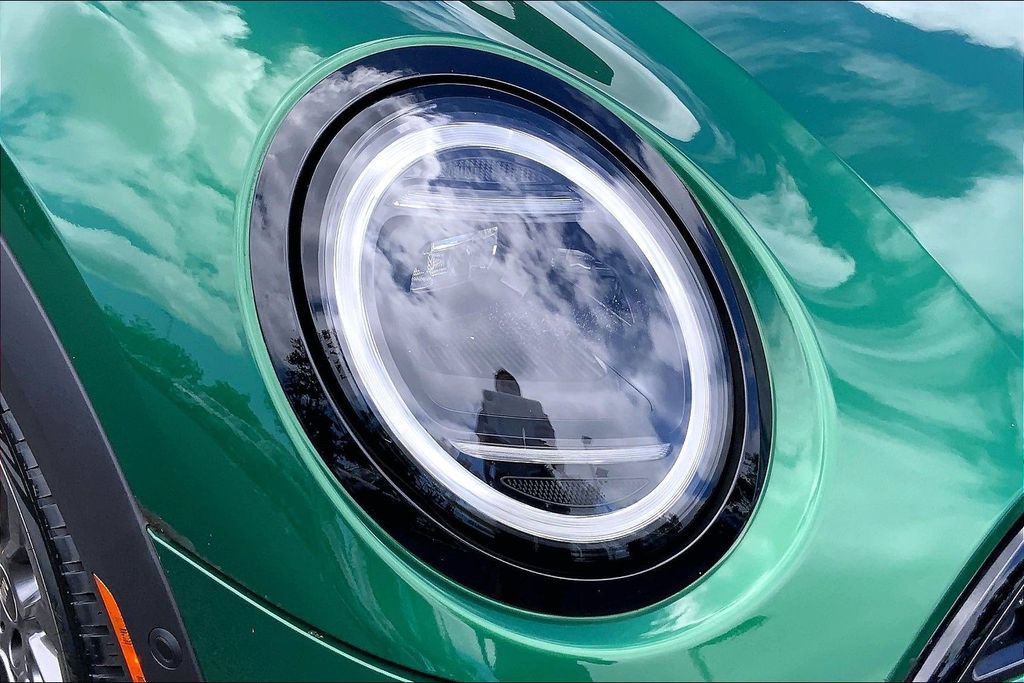 Used 2025 MINI Cooper S FWD image 27