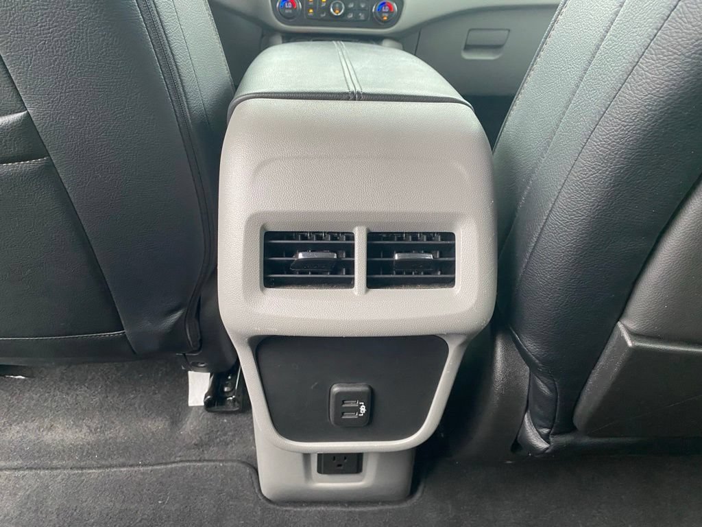 Used 2020 GMC Terrain SLE w/ Driver Convenience Package FWD image 26