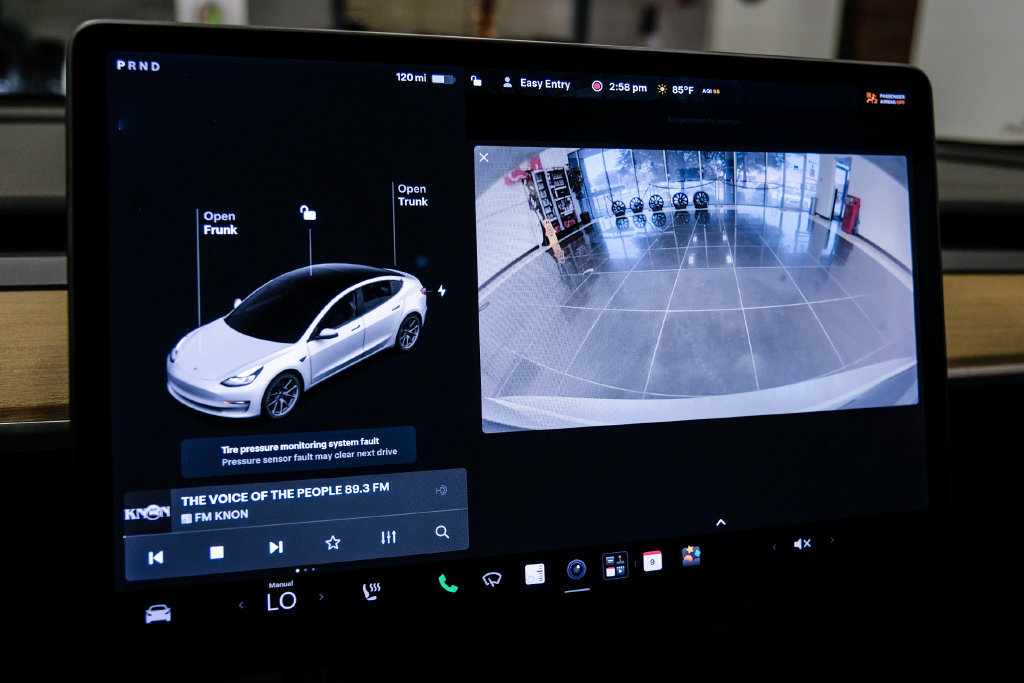 Used 2021 Tesla Model 3 Standard Range Plus RWD image 22