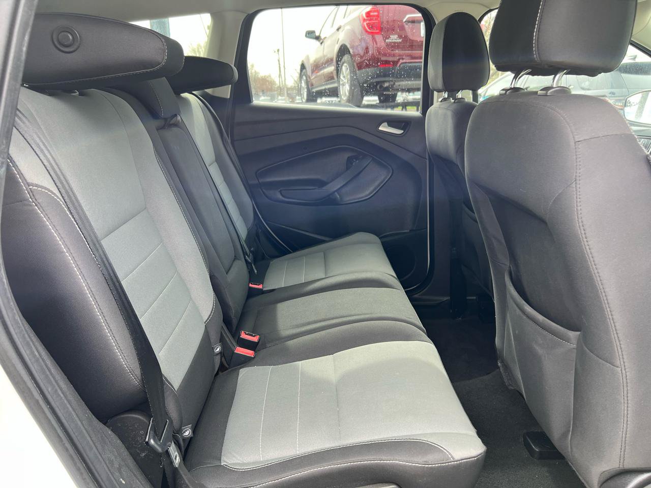 Used 2016 Ford Escape SE FWD image 14