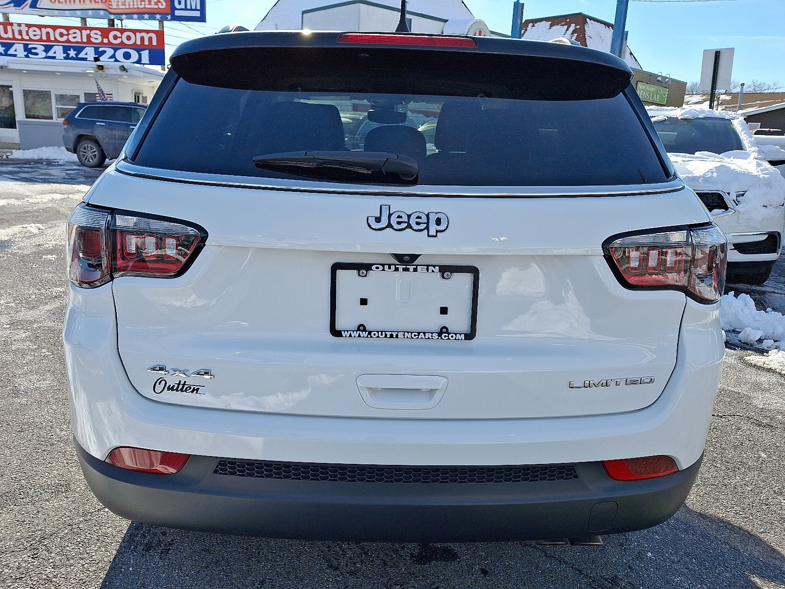 Used 2022 Jeep Compass Limited image 4