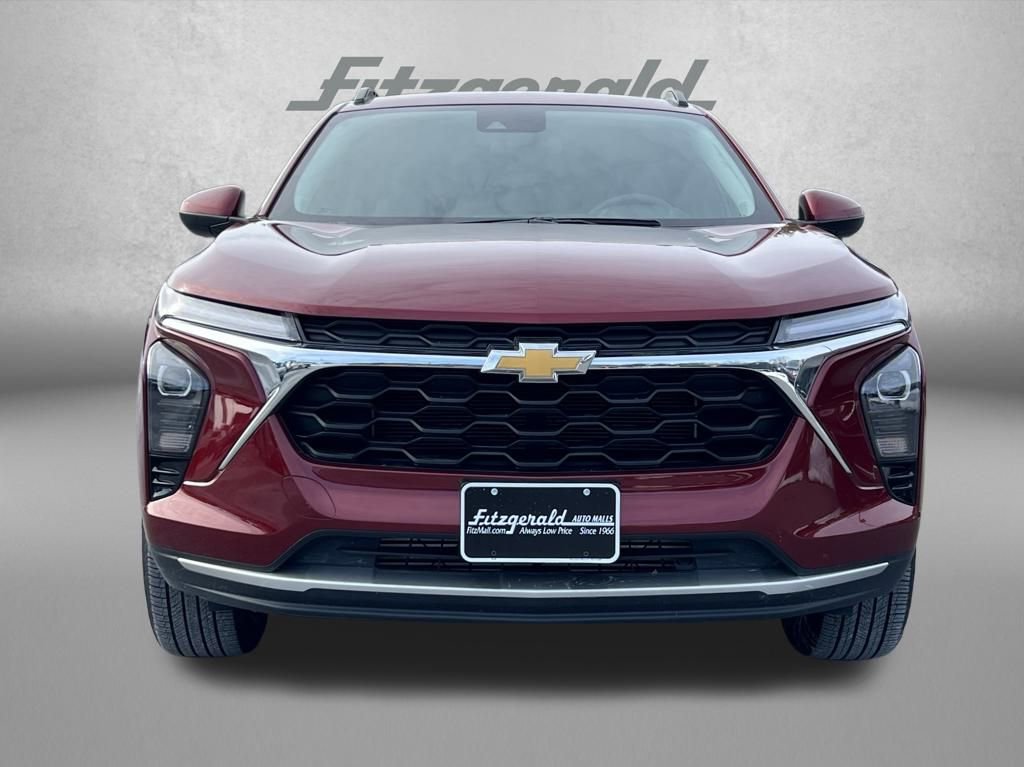 Used 2025 Chevrolet Trax LT image 5