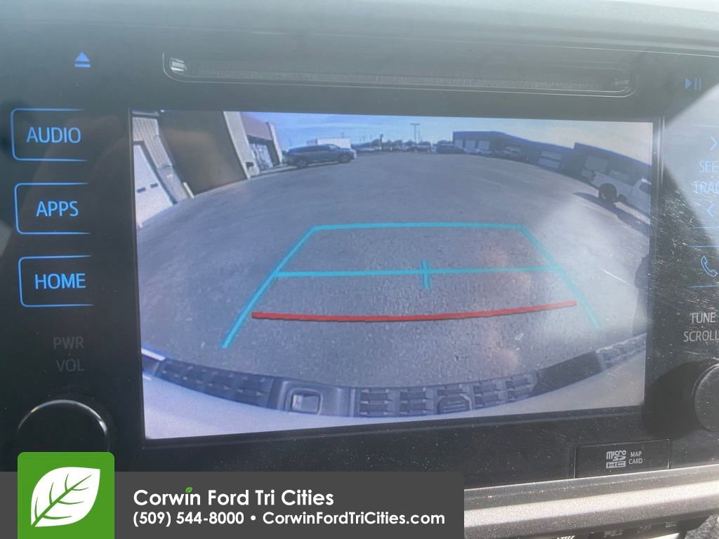 Used 2017 Toyota Tacoma TRD Off-Road w/ Premium & Technology Package AWD/4WD image 3