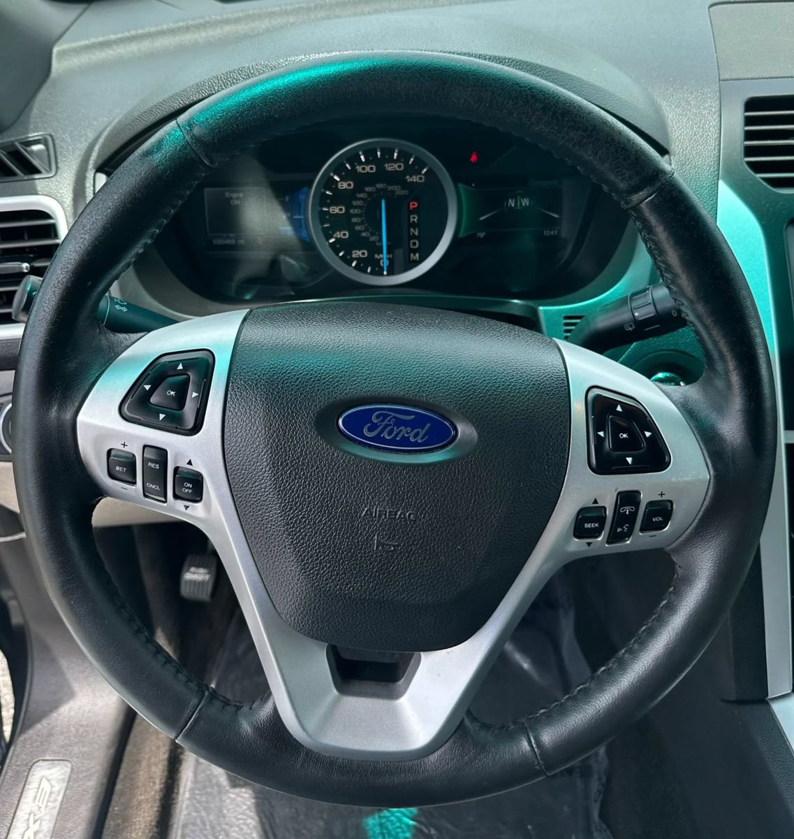 Used 2015 Ford Explorer Limited FWD image 9