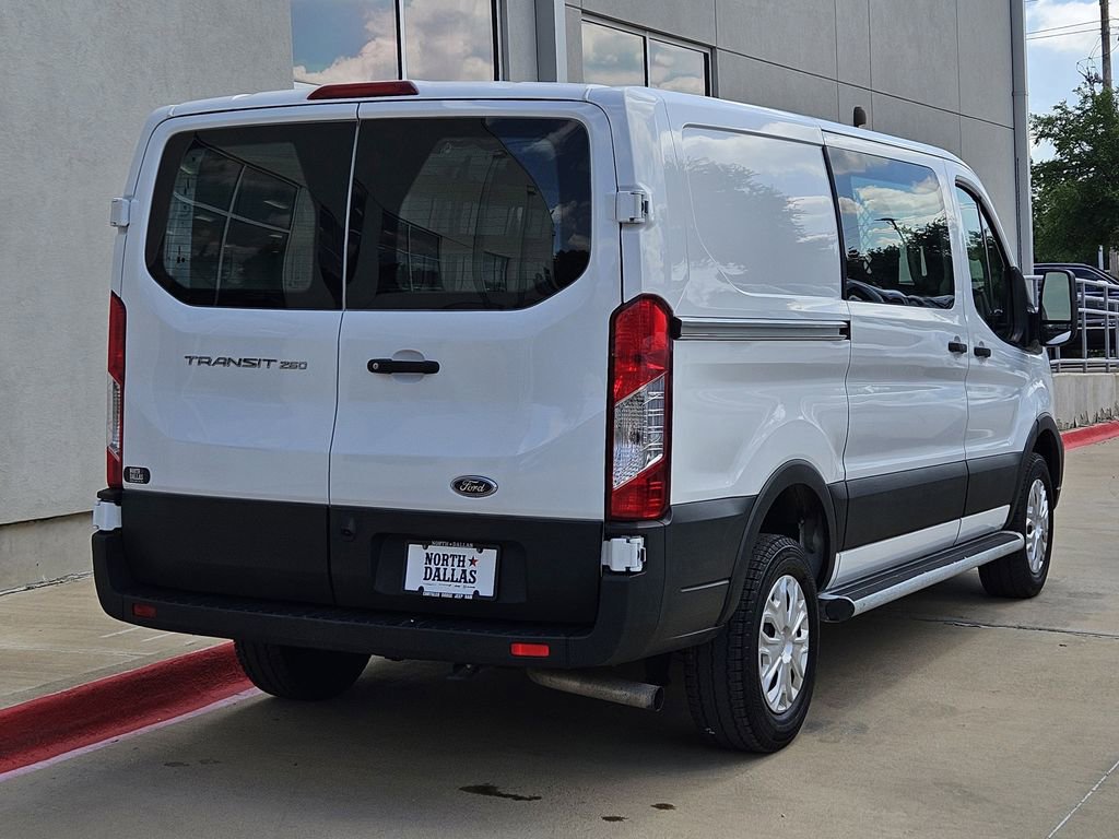 Used 2024 Ford Transit 250 Low Roof w/ Exterior Upgrade Package RWD image 4