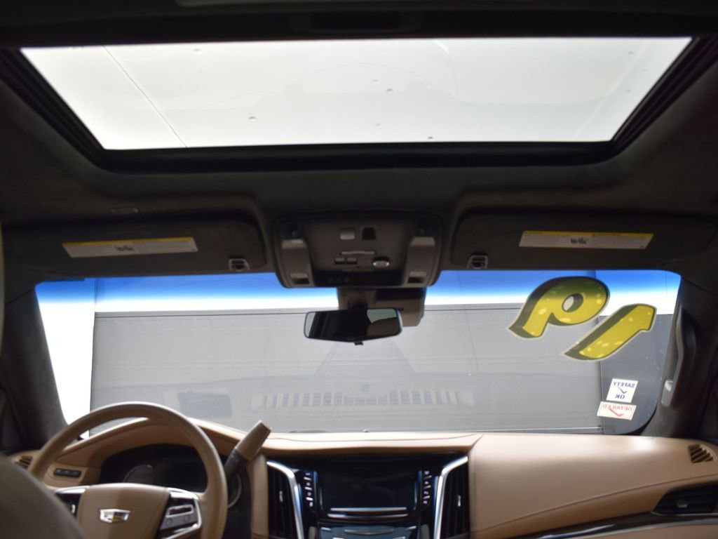 Used 2019 Cadillac Escalade Platinum image 30