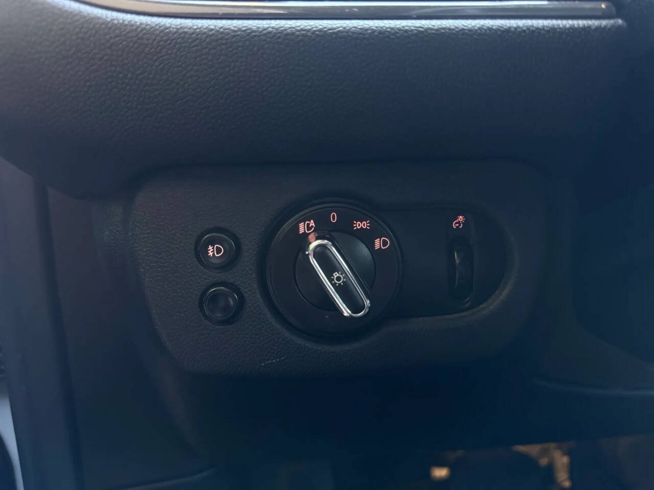 Used 2019 MINI Cooper Clubman S w/ Premium Package AWD/4WD image 29